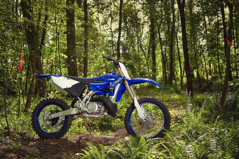 VTC E-VERSO CROSS YAMAHA HOMME CENTRAL - Peron Cycles Landivisiau